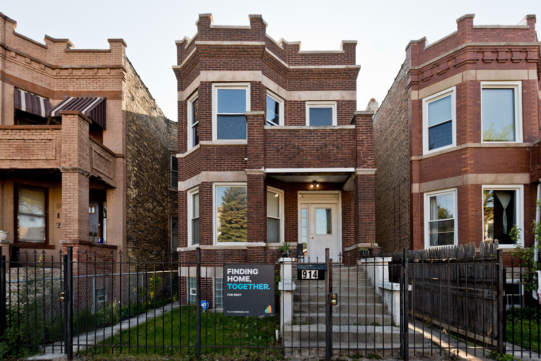 914 N Lawndale Ave-Unit -2 in Chicago, IL - Foto de edificio