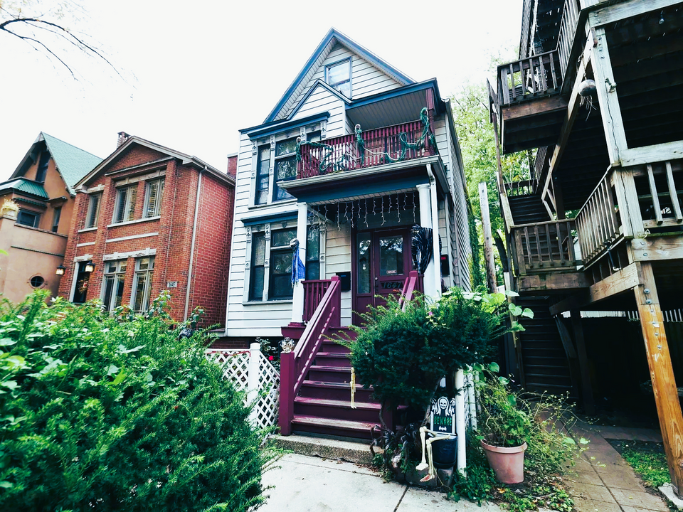 1647 W Fletcher St, Unit GARDEN UNIT in Chicago, IL - Building Photo