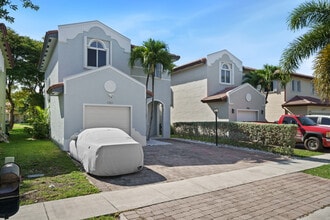 1180 NE 41st Ave in Homestead, FL - Building Photo - Building Photo