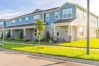 13247 Calming Breeze Wy in Winter Garden, FL - Building Photo - Building Photo