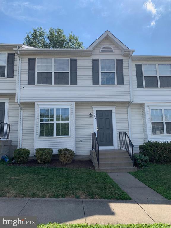property at 105 Merrill Ct