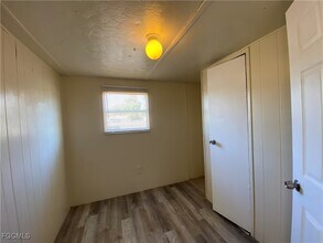 8335 Wooley Dr in North Fort Myers, FL - Building Photo - Building Photo