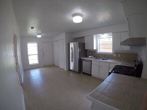 736 Chaparral Cir in Abilene, TX - Building Photo - Building Photo
