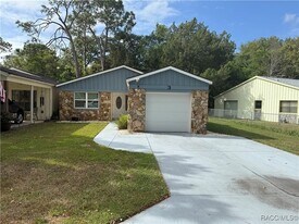 3 Chinaberry Cir in Homosassa, FL - Building Photo