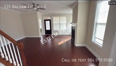 535 Balsam Fir Dr in Cary, NC - Building Photo - Building Photo