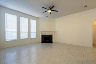 8216 Spring Valley Ln in Plano, TX - Building Photo - Building Photo