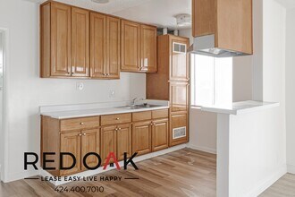 3015 N Santa Fe Ave in Lynwood, CA - Building Photo - Building Photo