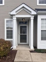 5111 Freeport Ct in Plainfield, IL - Building Photo