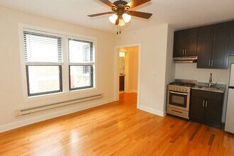 615 W Patterson in Chicago, IL - Building Photo - Building Photo