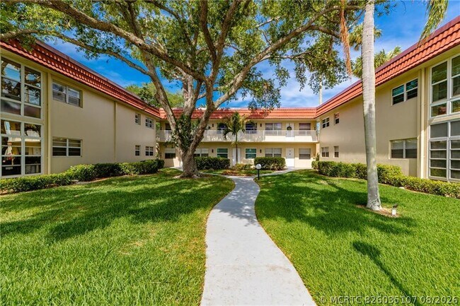 property at 17 Vista Palm Ln