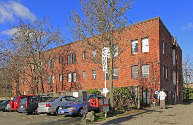 Glen Ellen Apartments in Seattle, WA - Foto de edificio - Building Photo