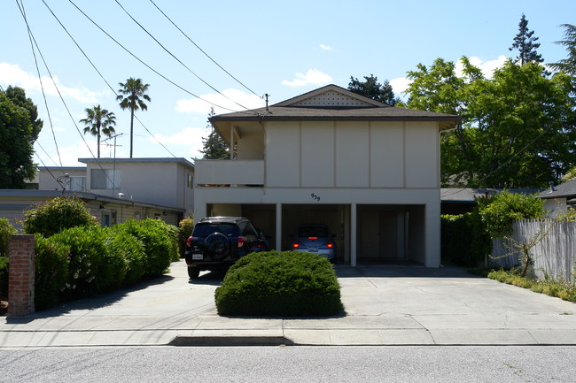 959 Alice Ln in Menlo Park, CA - Foto de edificio - Building Photo