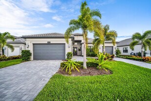 11242 Gln Orch Ln in Boynton Beach, FL - Building Photo