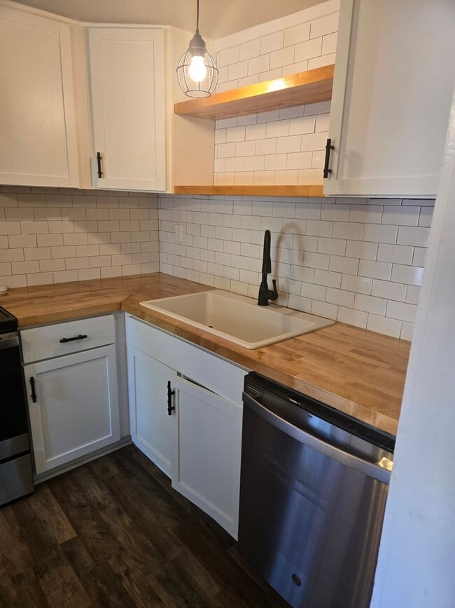 property at 1151 Bexley St