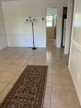 728 SE 19th Ave, Unit 3 in Deerfield Beach, FL - Building Photo - Building Photo