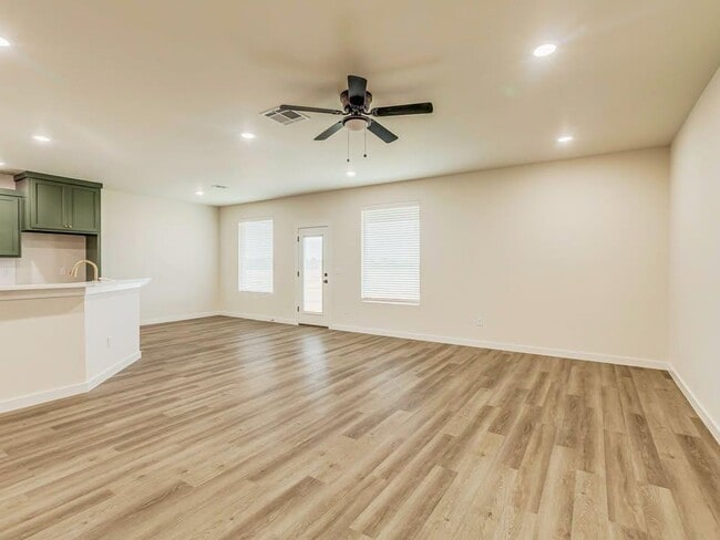 8225 NW 163rd Ter in Edmond, OK - Building Photo - Building Photo