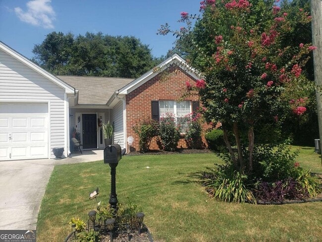 5511 Walnut Ln in Stonecrest, GA - Building Photo - Building Photo