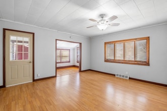 826 Doty St in Green Bay, WI - Building Photo - Building Photo