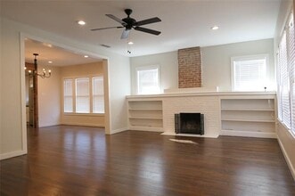 823 Grandview Ave in Dallas, TX - Building Photo - Building Photo
