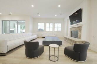 4961 Ashville Dr in Huntington Beach, CA - Building Photo - Building Photo