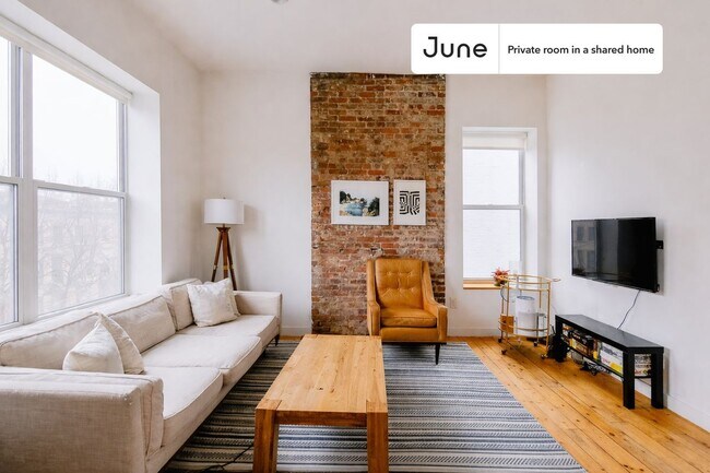 Room in Shared 5 bed/2 bath home, Unit B in Brooklyn, NY - Foto de edificio - Building Photo