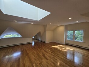 10 Selkirk Rd, Unit 3 in Boston, MA - Building Photo - Building Photo