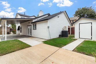 3718 Storm Creek Dr in Houston, TX - Building Photo - Building Photo