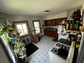 83 Hayward St, Unit 83 in Burlington, VT - Building Photo - Building Photo