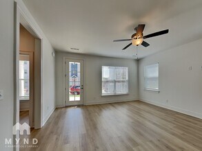 192 Fletchers Wy in Smyrna, TN - Foto de edificio - Building Photo