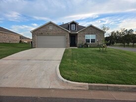 1401 Madison Ave in Shawnee, OK - Building Photo