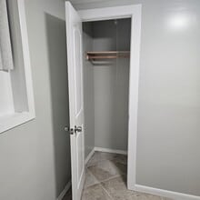 2649 91st St, Unit Basement apartment in East Elmhurst, NY - Foto de edificio - Building Photo