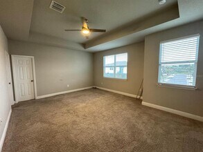 1492 Broad Wing Ln in Aloma, FL - Building Photo - Building Photo