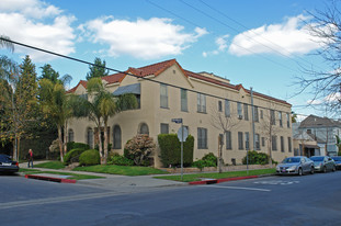 404 N Sierra Bonita Ave Apartments