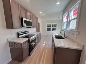 818 Nason St in Santa Rosa, CA - Building Photo - Building Photo