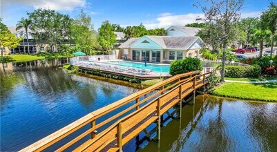 156 Pebble Shores Dr, Unit 203 in Naples, FL - Building Photo - Building Photo