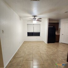 1111 Travis Cir in Copperas Cove, TX - Foto de edificio - Building Photo