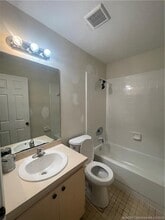 206 N 28th St in Fort Pierce, FL - Building Photo - Building Photo