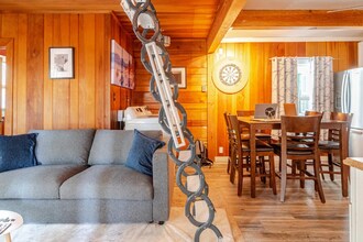 3133 Sacramento Ave in South Lake Tahoe, CA - Building Photo - Building Photo