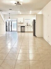 105 NE 3rd St in Florida City, FL - Building Photo - Building Photo
