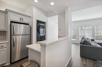 4104 N Hall St in Dallas, TX - Building Photo - Building Photo