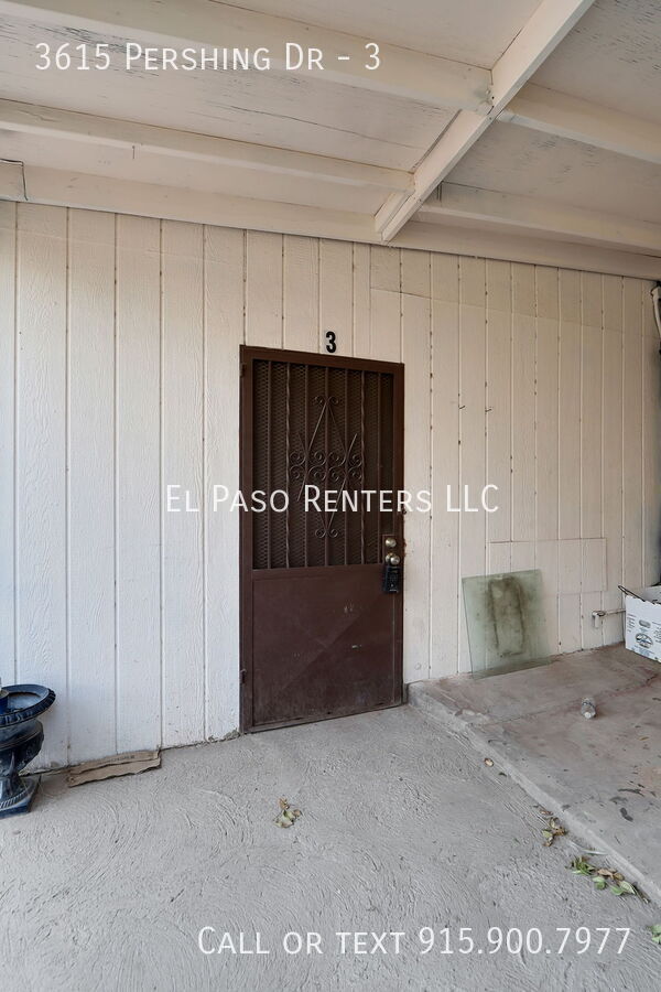 3615 Pershing Dr in El Paso, TX - Foto de edificio - Building Photo