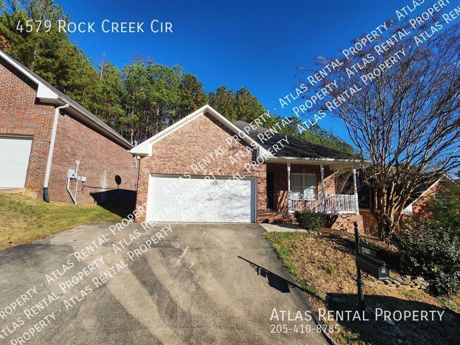 4579 Rock Creek Cir in Trussville, AL - Building Photo