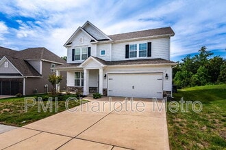 5121 Ennisworth Ln in Charlotte, NC - Building Photo - Building Photo