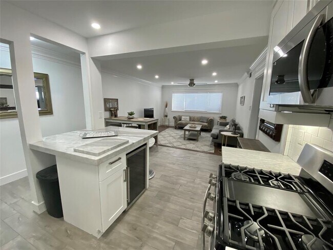 614 Kipling St in Houston, TX - Building Photo - Building Photo