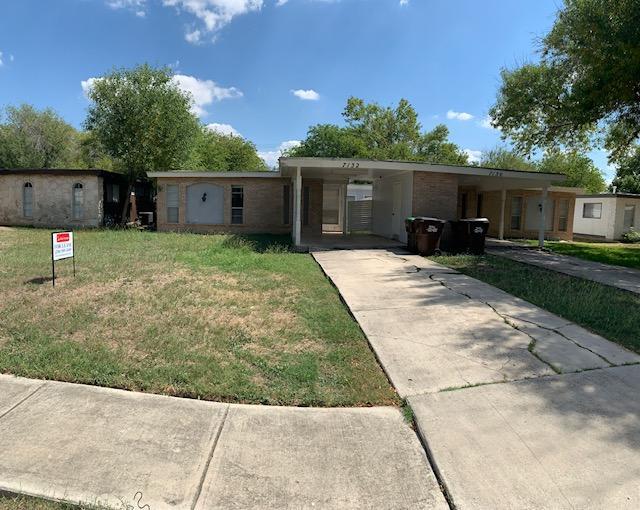 7132 Larksong St in San Antonio, TX - Building Photo - Building Photo