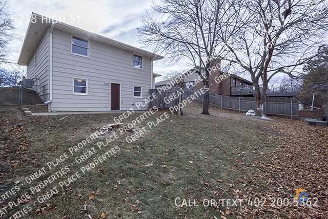 5218 High St in Lincoln, NE - Building Photo