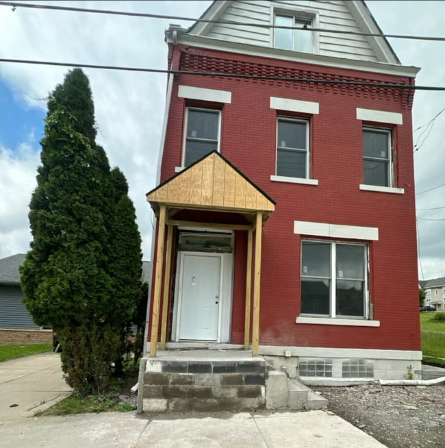 property at 21 Trent St