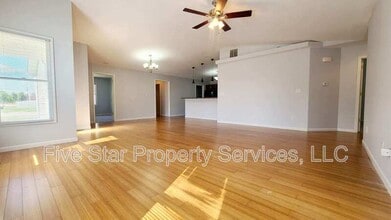1406 School House Ln in Chatham, IL - Building Photo - Building Photo
