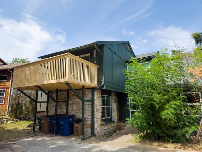 2702 Mulford Cv, Unit A in Austin, TX - Building Photo - Building Photo