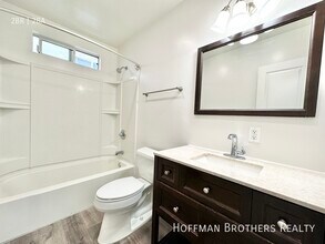 14940 Magnolia Blvd in Los Angeles, CA - Building Photo - Building Photo